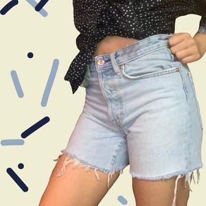 Cropped Highwaisted Mom Shorts- H&M Size 25